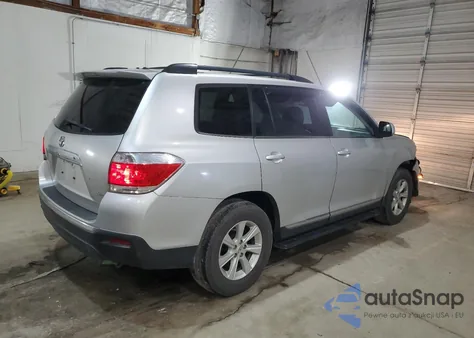 2012 Toyota Highlander Base из США, поврежденный, VIN 5TDBK3EH6CS114475